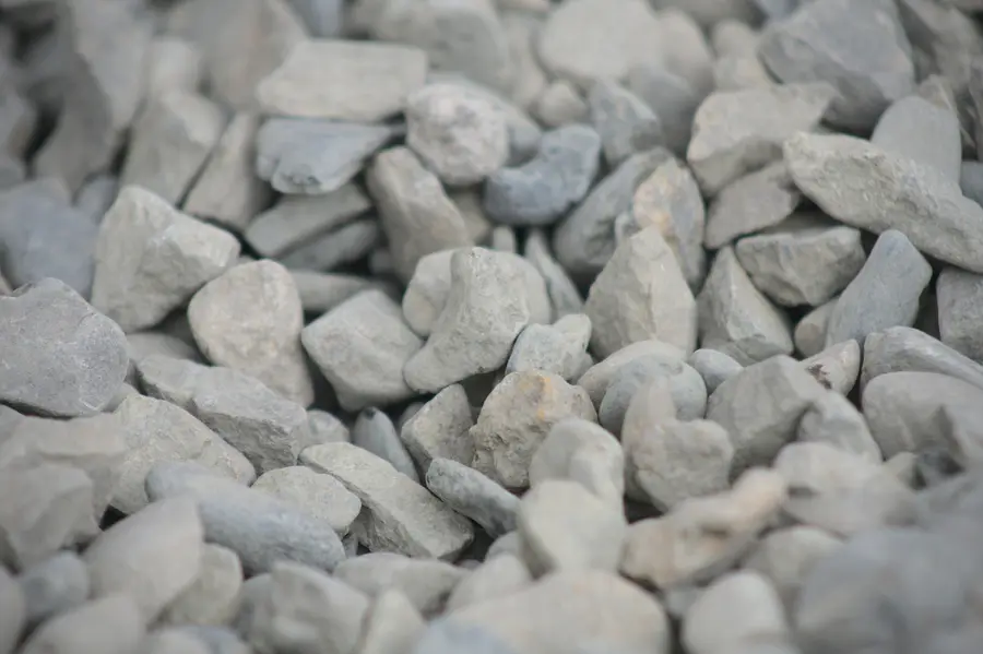 Close view of white crushed clear stone
